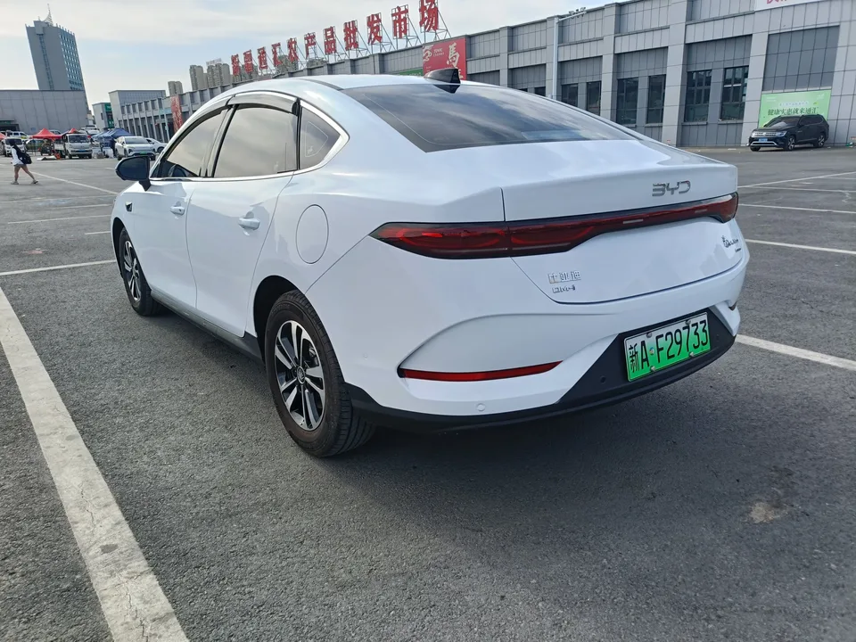 BYD Qin PLUS DM Qin PLUS DM 2025 Intelligent Driving Edition DM-i 55KM Leading Edition 2025 — thumbnail 4