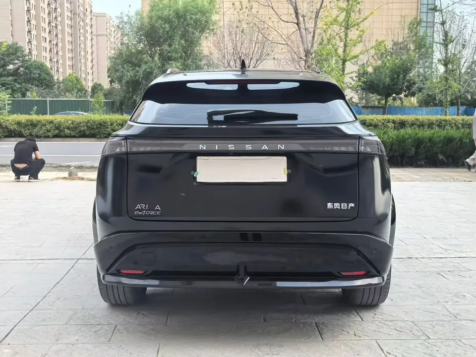 Nissan Ariya high-performance four-wheel drive top version 2023 — миниатюра 2