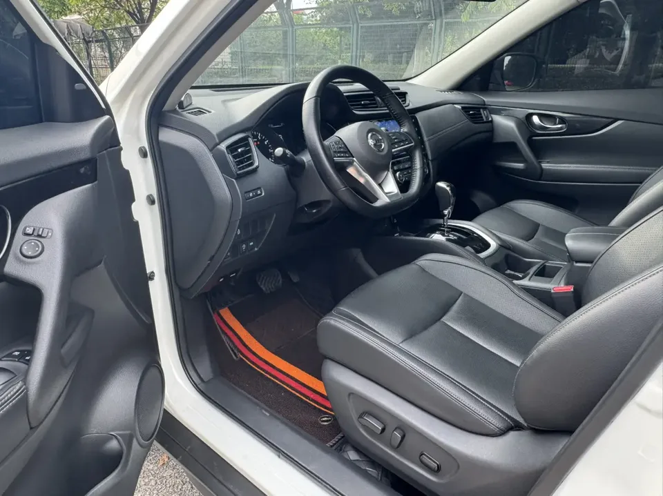 Nissan X-Trail X-Trail 2022 2.0L 2WD Intelligent Comfort Edition 2023 — миниатюра 5