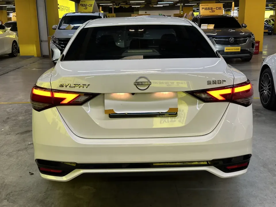 Nissan Sylphy Sylphy 2023 1.6L CVT Enjoy Edition 2024 — thumbnail 2