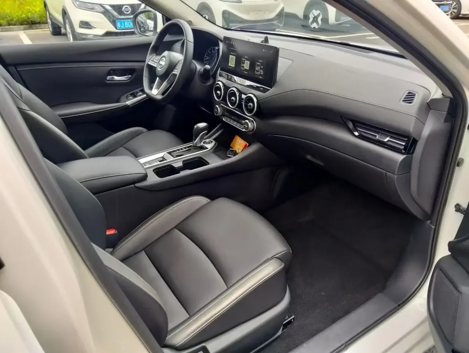 Nissan Sylphy Sylphy 2023 1.6L CVT Enjoy Edition 2024 — thumbnail 2
