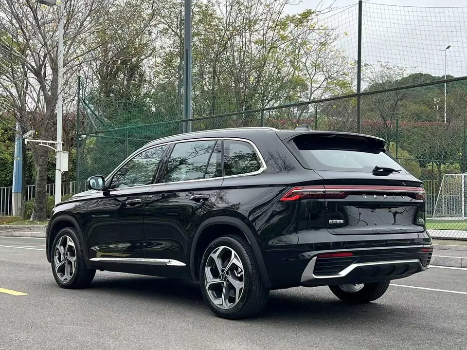 Geely Monjaro 2.0TD DCT EVO two-wheel drive premium model 2025 — миниатюра 4