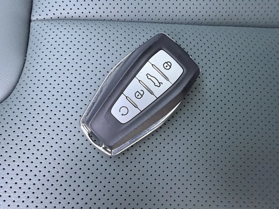 Geely Atlas 1.5TD Longteng Edition 2025 — миниатюра 3