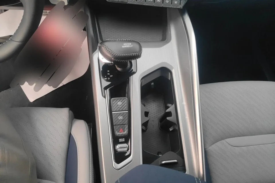 Geely Xing Rui 2.0T Time and Space Edition Xingchen 2022 — миниатюра 3