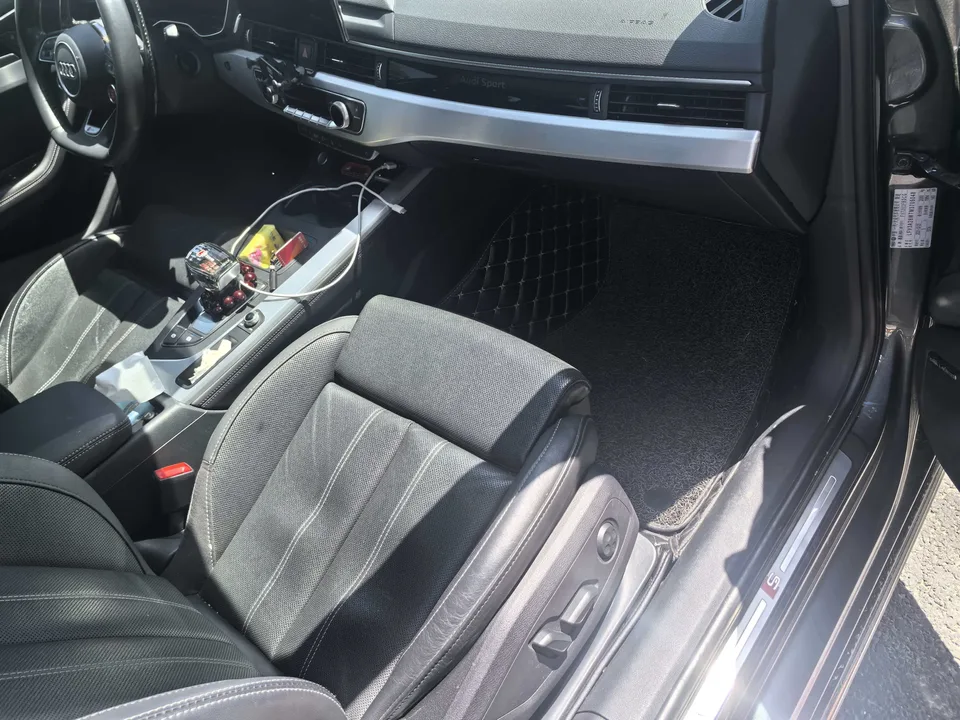 Audi a4 l Audi A4L 2022 40 TFSI luxury and dynamic model 2022 — миниатюра 3
