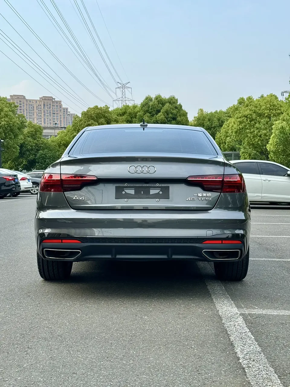 Audi a4 l Audi A4L 2022 40 TFSI luxury and dynamic model 2022 — миниатюра 2