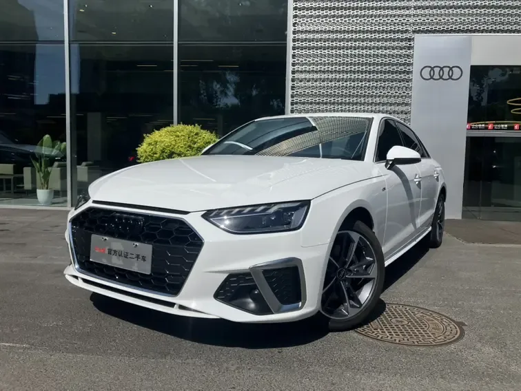 Audi a4 l 2025