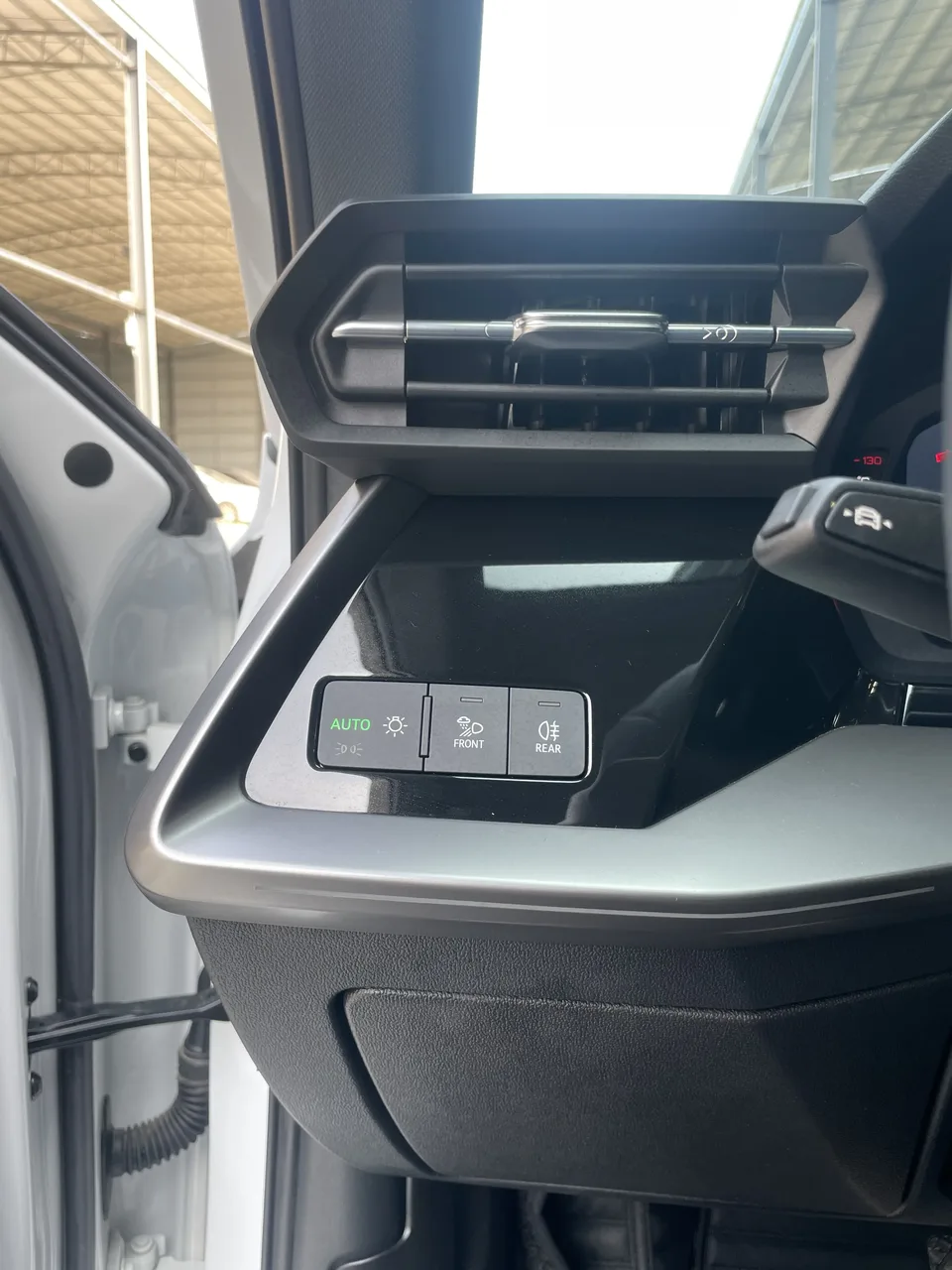 Audi A3 Sportback 35 TFSI stylish and sporty 2023 — миниатюра 4