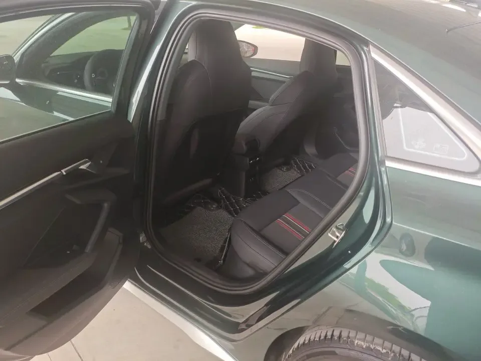 Audi A3 A3L Limousine 35 TFSI Fashion Sports 2022 — миниатюра 3
