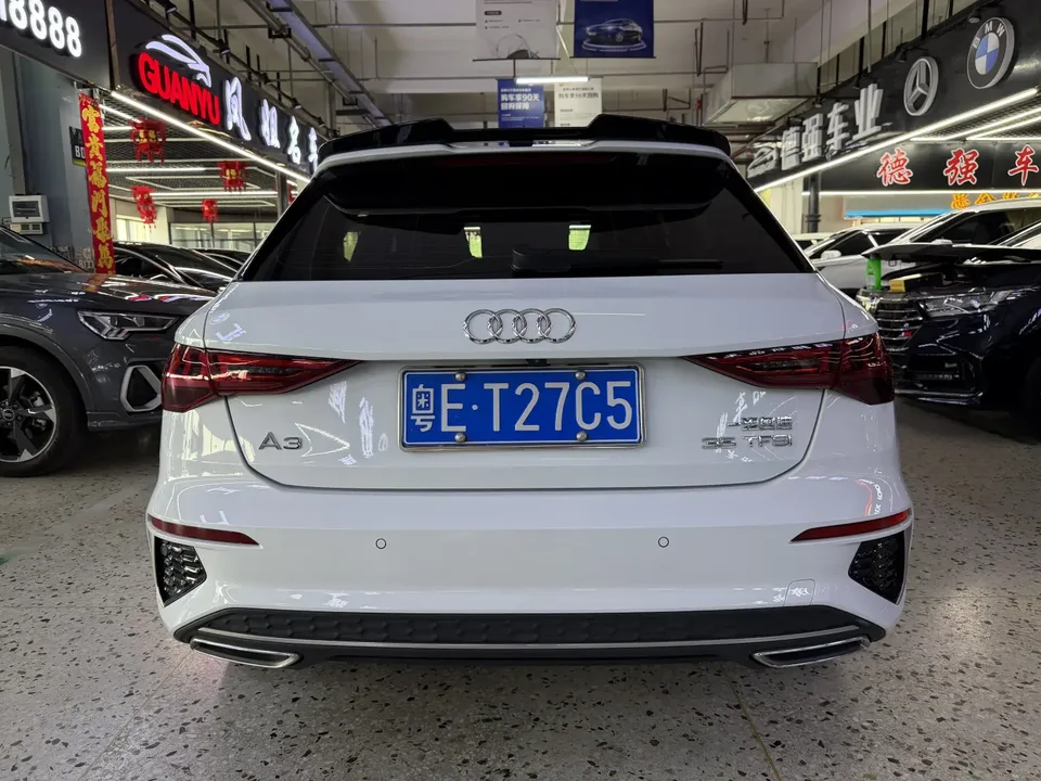 Audi A3 Sportback 35 TFSI stylish and sporty 2023 — миниатюра 2
