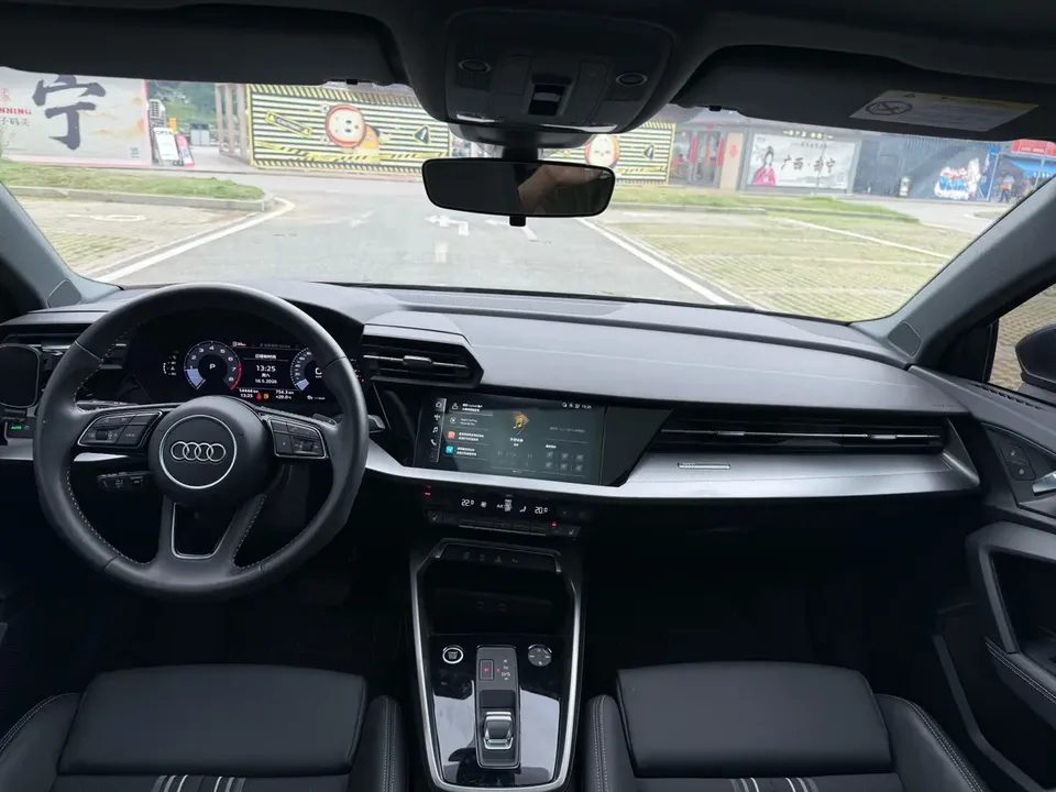 Audi A3 A3 2022 Sportback 35 TFSI stylish and sporty 2022 — thumbnail 5