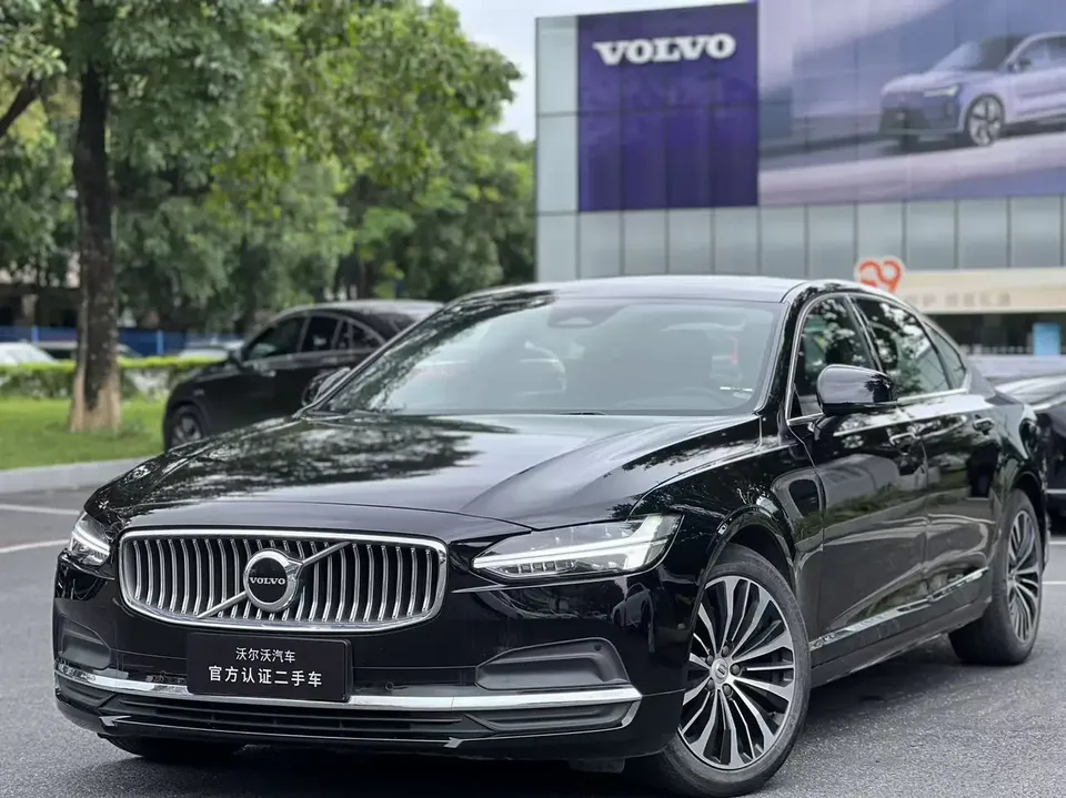 Volvo S90 2024