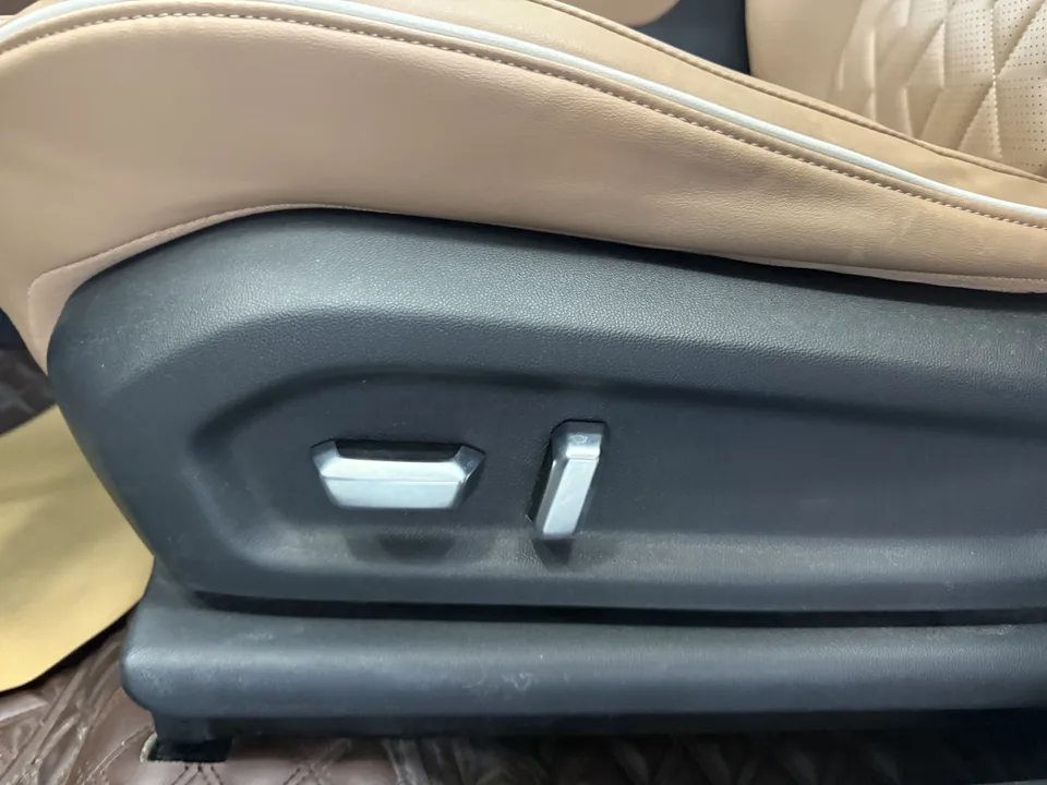Wuling Jiachen 1.5T CVT exclusive flagship model 2022 — миниатюра 4