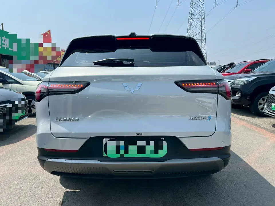 Wuling Starlight S PHEV 130km Flagship Model 2024 — миниатюра 4