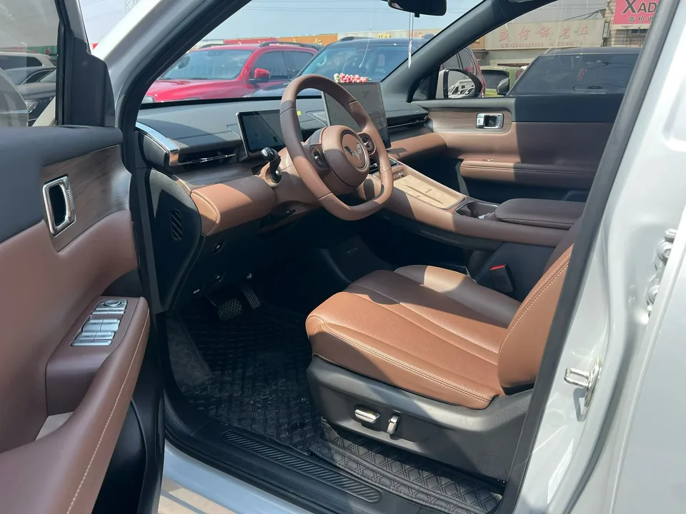 Wuling Starlight S PHEV 130km Flagship Model 2024 — миниатюра 5