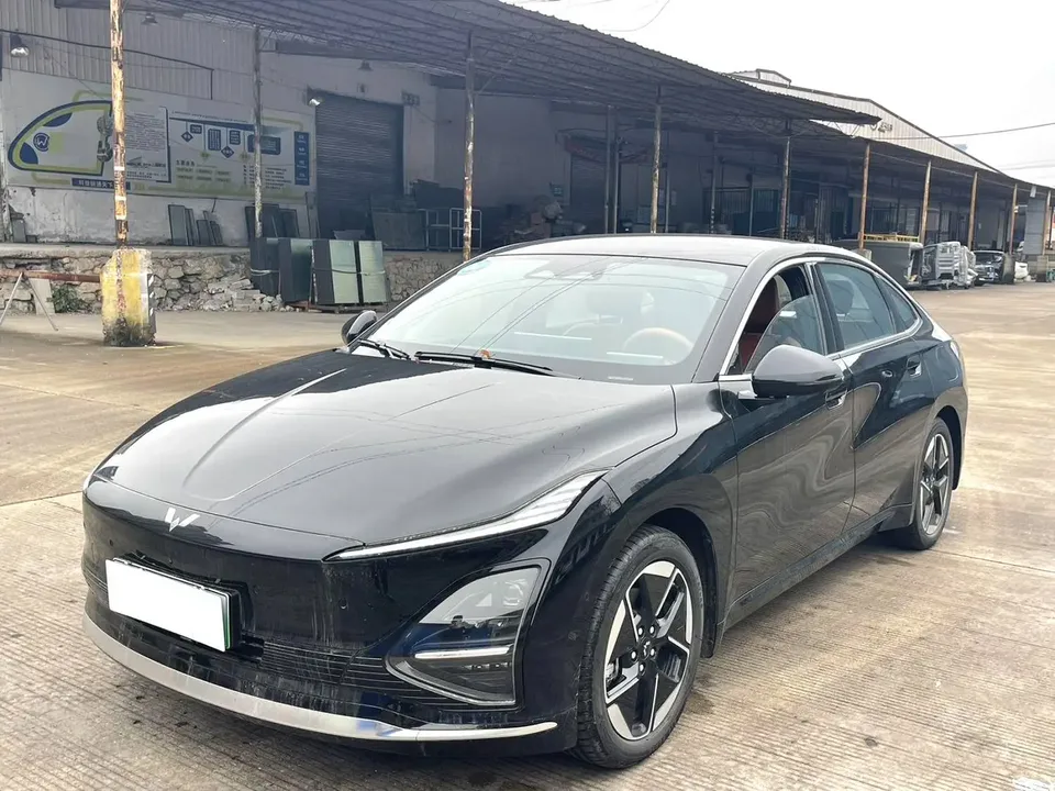 Wuling Starlight EV 2025