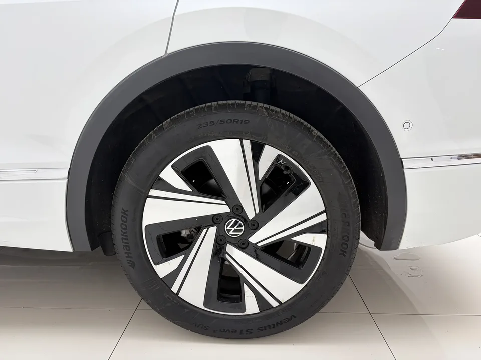 Volkswagen Tiguan L facelift 330TSI 2WD R-Line Enjoy Edition 2023 — миниатюра 2