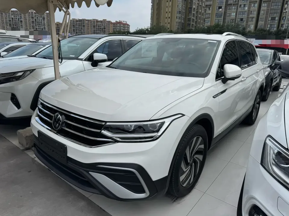 Volkswagen Tiguan L 2022