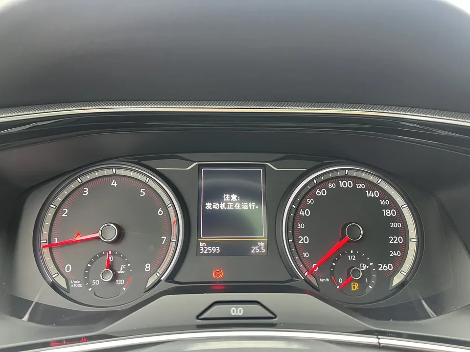 Volkswagen Tayron Tanyue 2022 280TSI 2WD Luxury Smart Edition 2022 — миниатюра 5