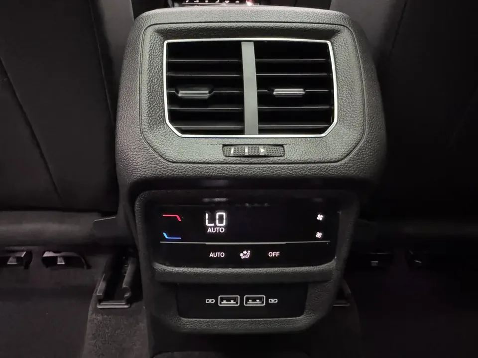 Volkswagen Tayron Tanyue 2023 280TSI 2WD Luxury Plus Advanced Edition 2023 — миниатюра 4