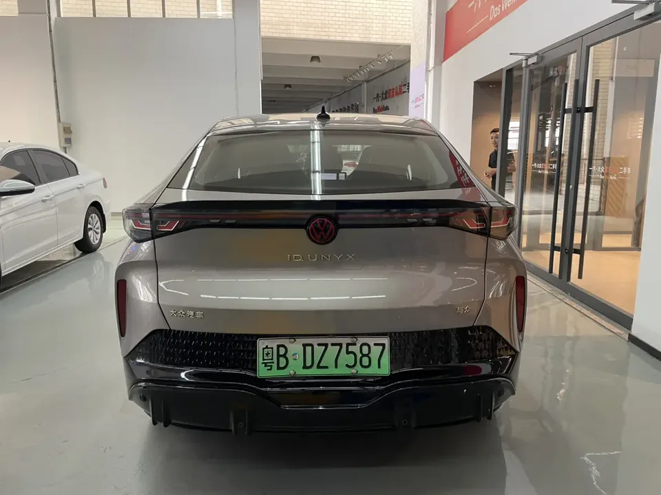 Volkswagen With the crowd06 Max High Performance 2024 — миниатюра 5