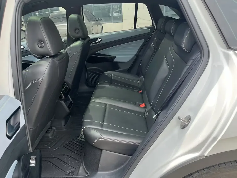 Volkswagen ID.4X Pure Intelligent Edition 2024 — миниатюра 3