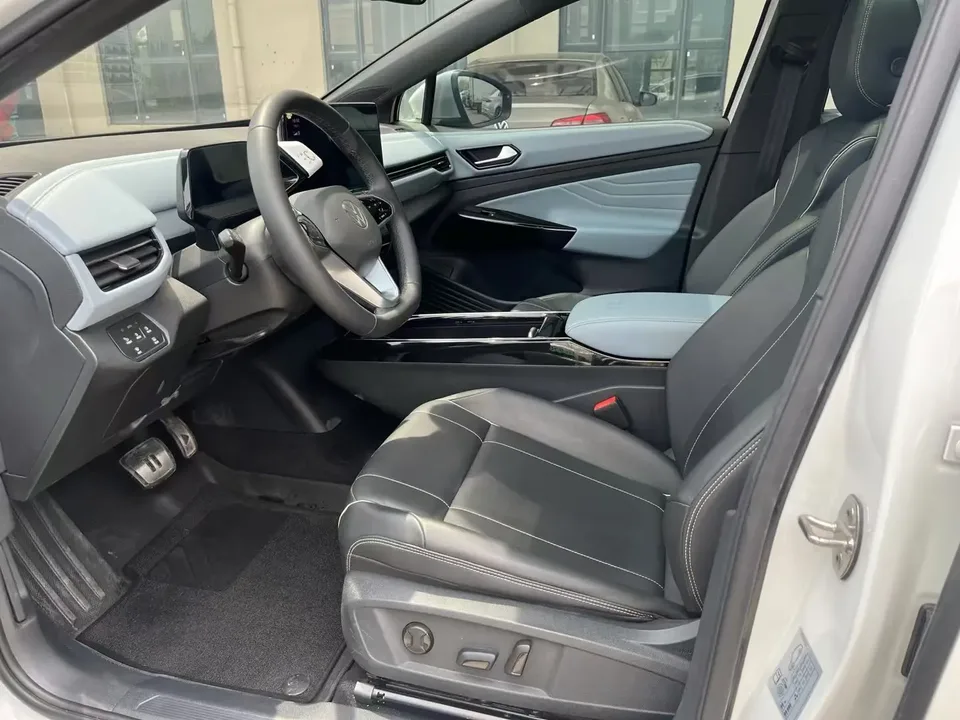 Volkswagen ID.4X Pure Intelligent Edition 2024 — миниатюра 5