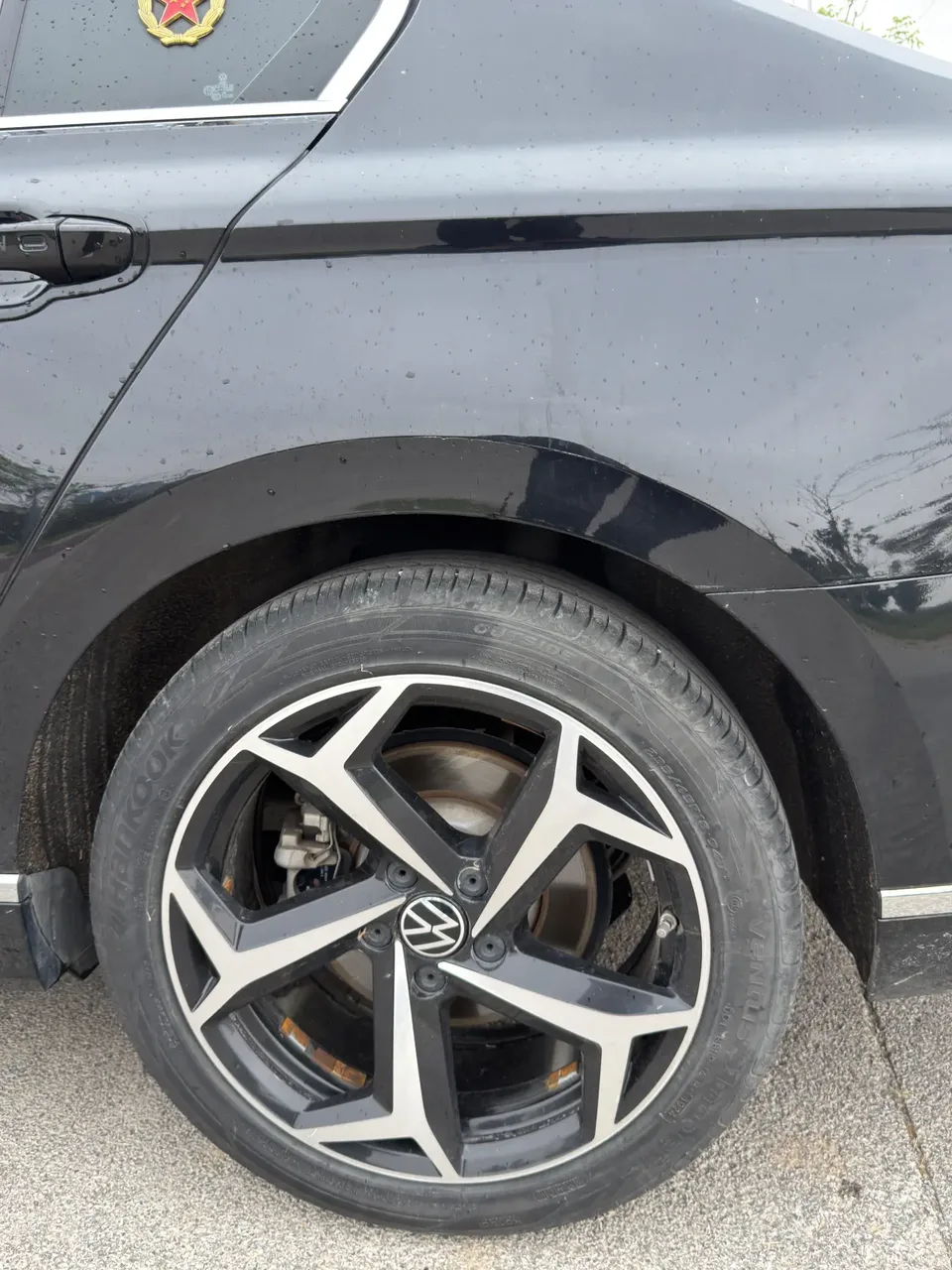 Volkswagen Magotan Magotan 2023 2 million commemorative edition 330TSI DSG luxury model 2023 — миниатюра 4