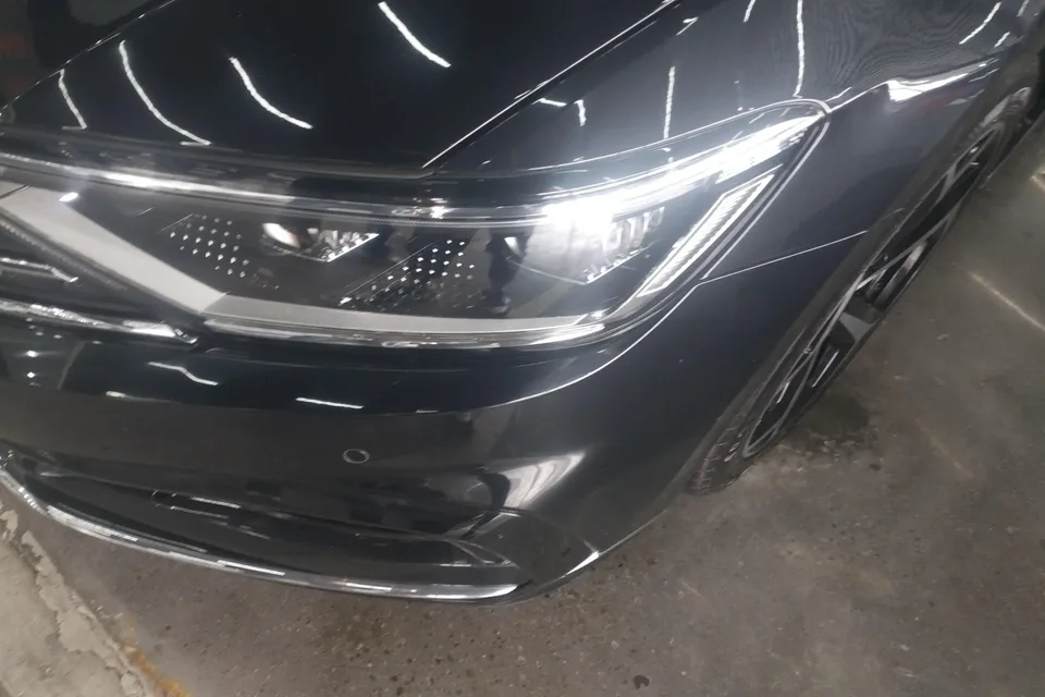 Volkswagen Magotan Magotan 2023 2 million commemorative edition 330TSI DSG leading model 2023 — миниатюра 3