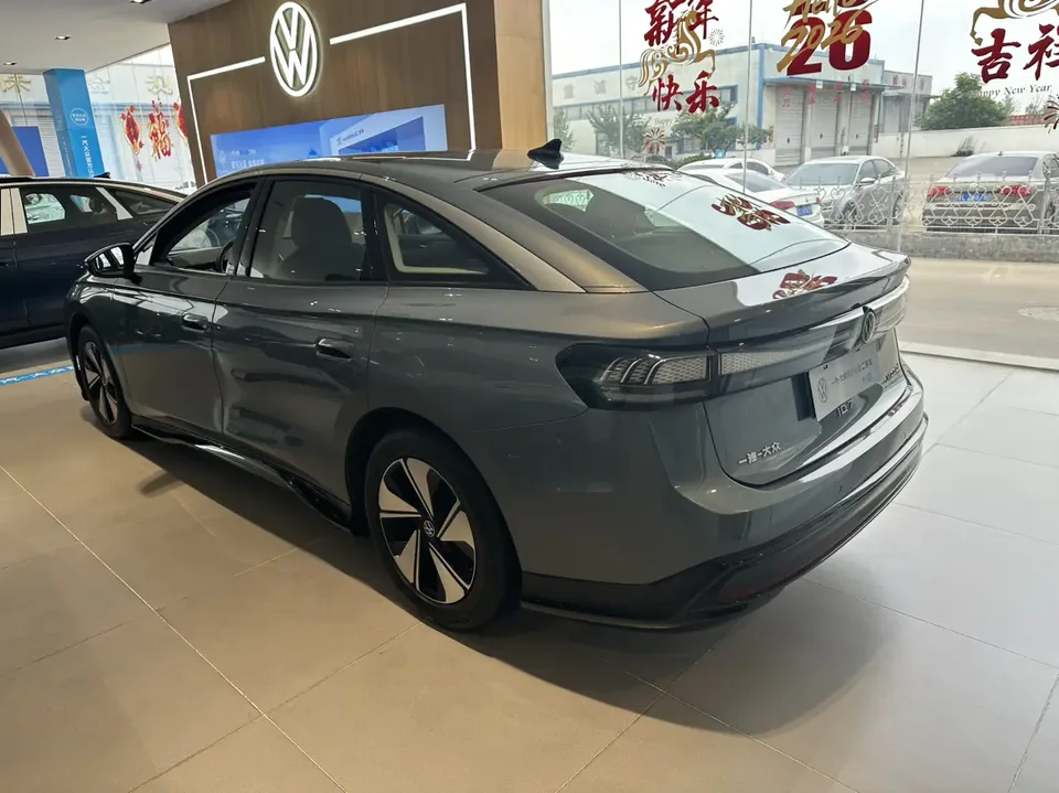 Volkswagen ID.7 VIZZION ID.7 VIZZION 2024 AIR version 2024 — миниатюра 4