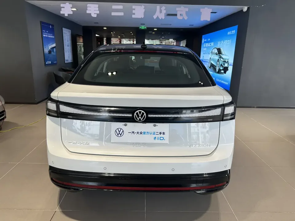 Volkswagen ID.7 VIZZION ID.7 VIZZION 2024 PRO Edition 2024 — миниатюра 2