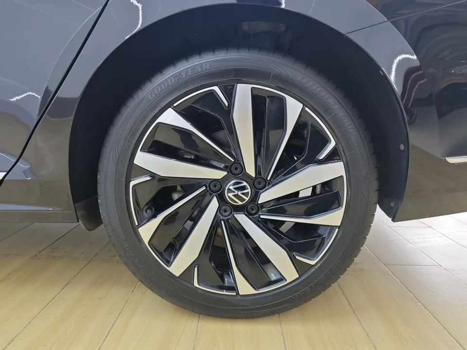 Volkswagen Passat Passat 2022 330TSI Star Elite Edition 2022 — миниатюра 3