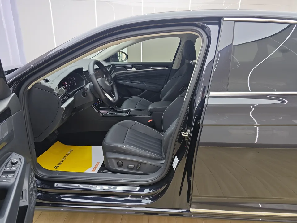 Volkswagen Passat Passat 2022 330TSI Star Elite Edition 2022 — миниатюра 5