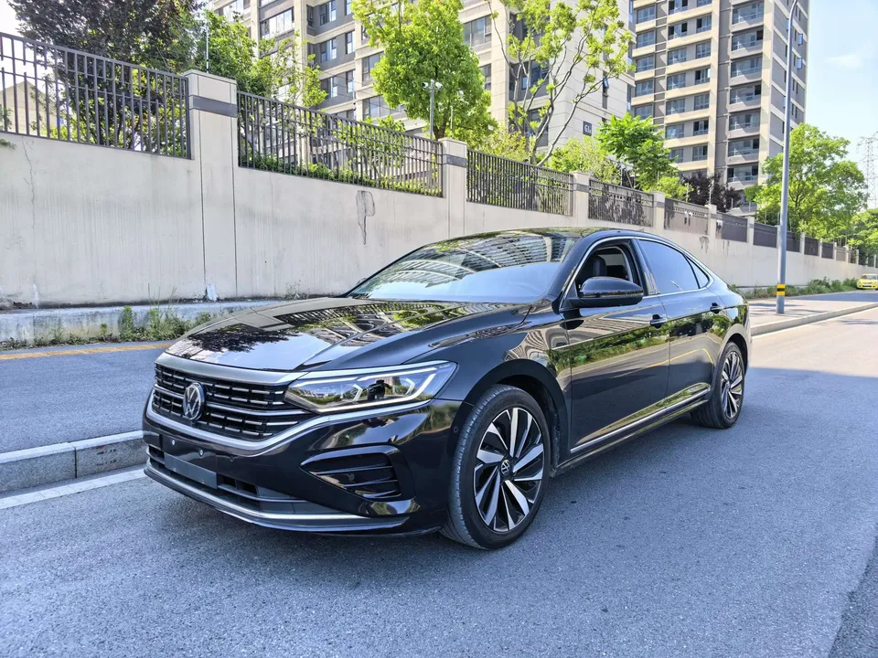 Volkswagen Passat 2022