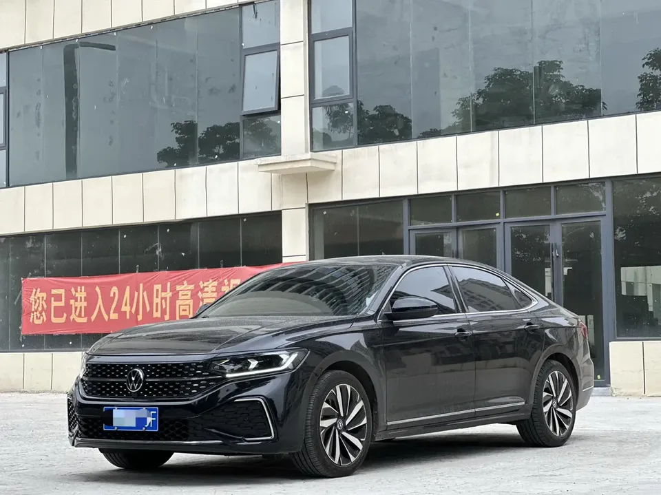 Volkswagen Passat 2022