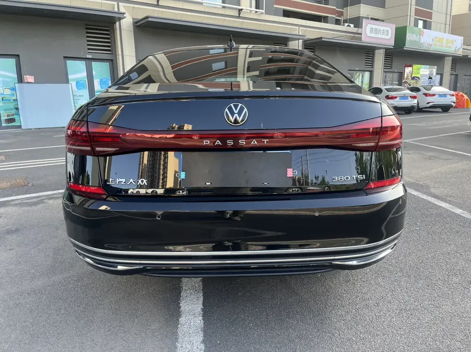 Volkswagen Passat Passat 2024 330TSI Star Elite Edition 2024 — миниатюра 5