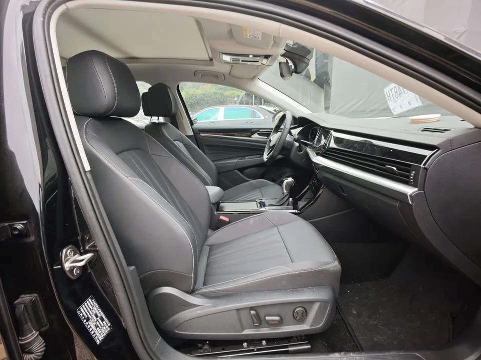 Volkswagen Passat Passat 2025 Outstanding Model 330TSI Starry Sky Elite Edition 2026 — миниатюра 4