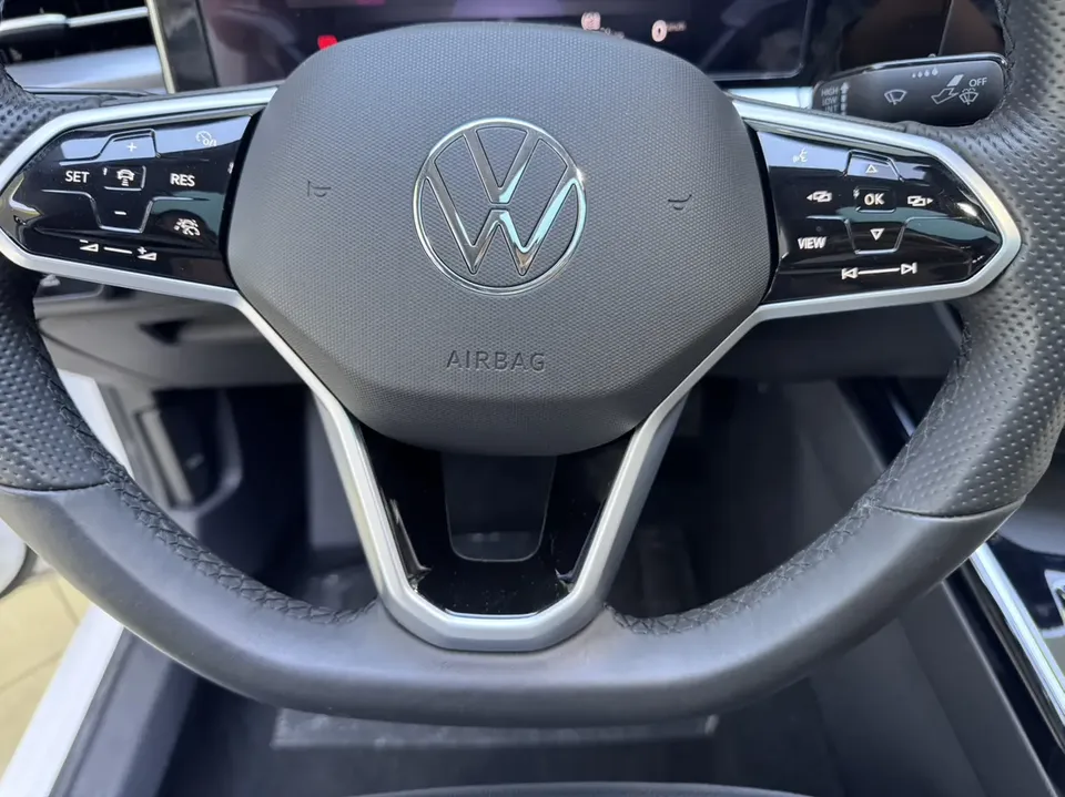 Volkswagen Lamando Lingdu 2022 Lingdu L 280TSI DSG Cool Edition 2022 — thumbnail 5