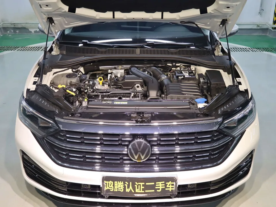 Volkswagen Sagitar 2023 Sagitar 300TSI DSG Beyond Edition 2024 — миниатюра 2