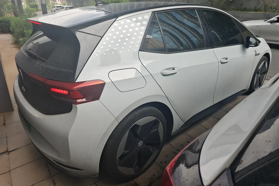 Volkswagen ID.3 ID.3 2023 Upgraded Pure Smart Edition 2023 — thumbnail 4