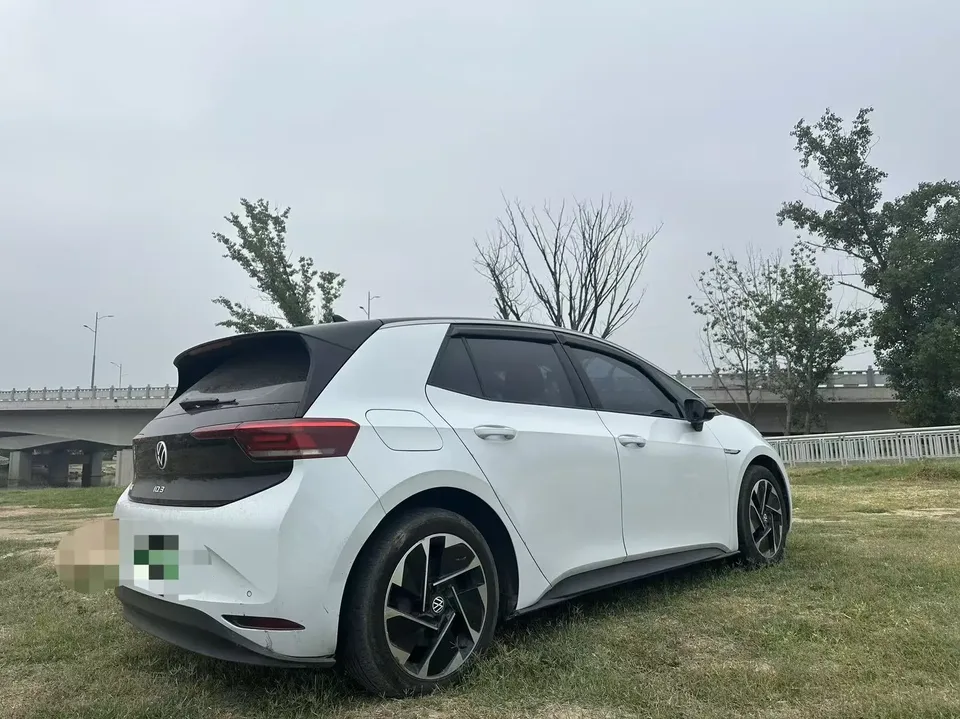 Volkswagen ID.3 ID.3 2023 Volkswagen ID.3 2023 Pure Smart Edition 2023 — thumbnail 2