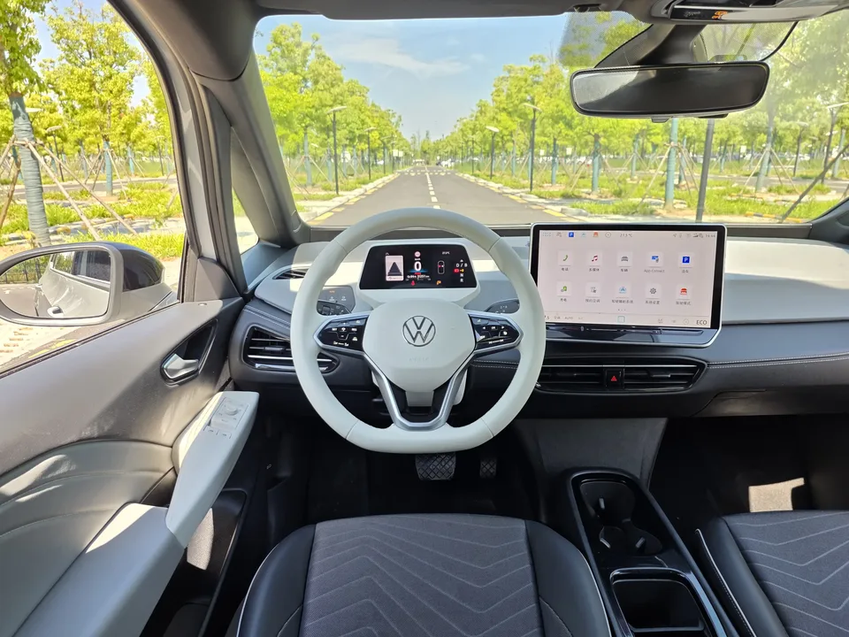 Volkswagen ID.3 Volkswagen ID.3 2025 Smart Model Outstanding Edition 2024 — миниатюра 5