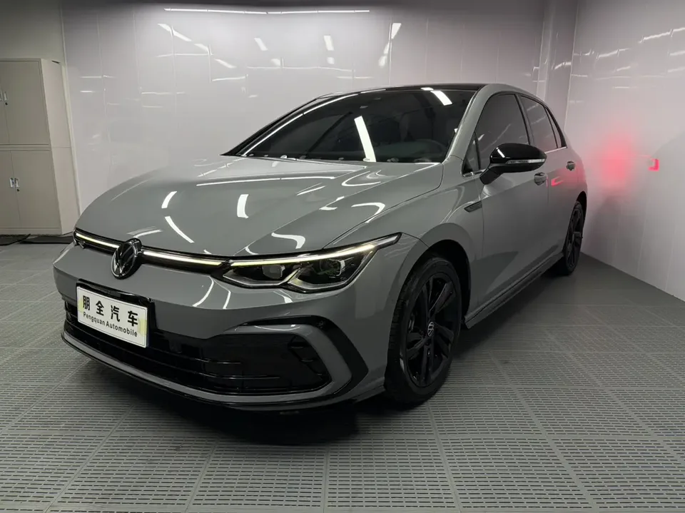 Volkswagen Golf Golf 2021 280TSI DSG R-Line 2022 — фото 1, купить с доставкой в Москву