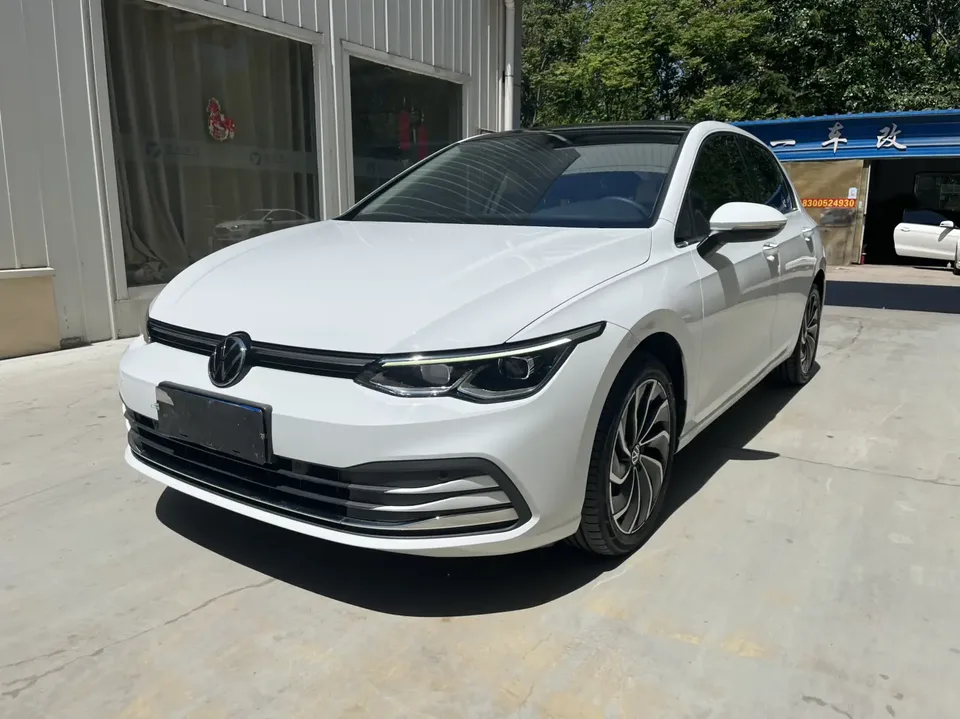 Volkswagen Golf Golf 2023 280TSI DSG Pro 2023 — фото 1, купить с доставкой в Москву