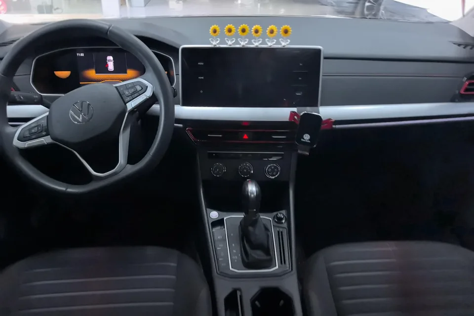 Volkswagen Lavida 300TSI DSG Starry Sky Edition 2024 — миниатюра 3