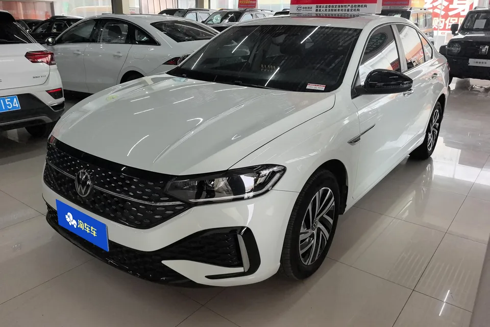 Volkswagen Lavida 300TSI DSG Starry Sky Edition 2024 — фото 1, купить с доставкой в Москву
