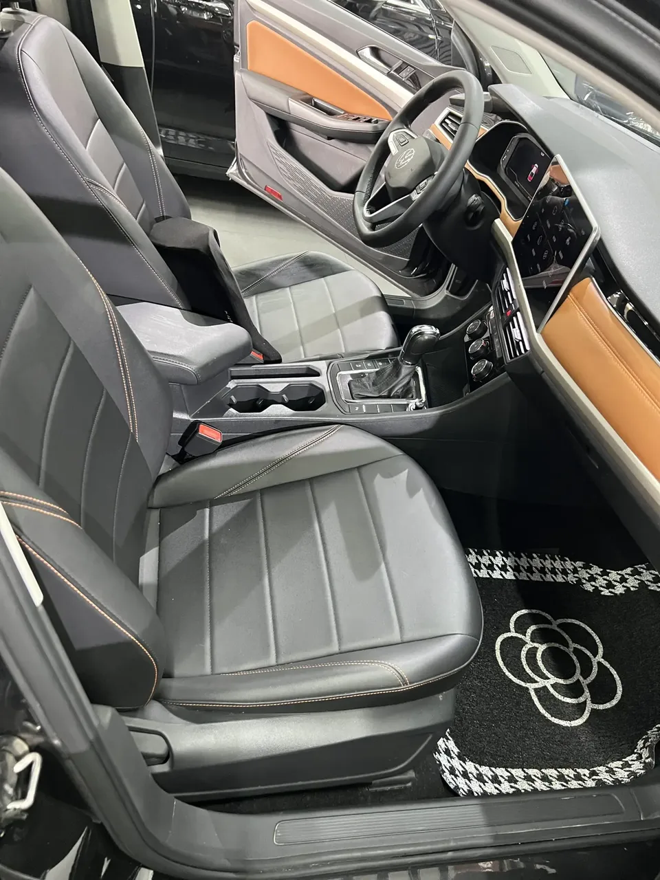 Volkswagen Bora Bora 2023 200TSI DSG Intelligent Driving PRO Edition 2024 — thumbnail 2