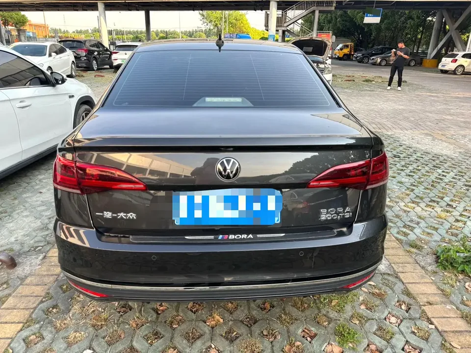 Volkswagen Bora 2024