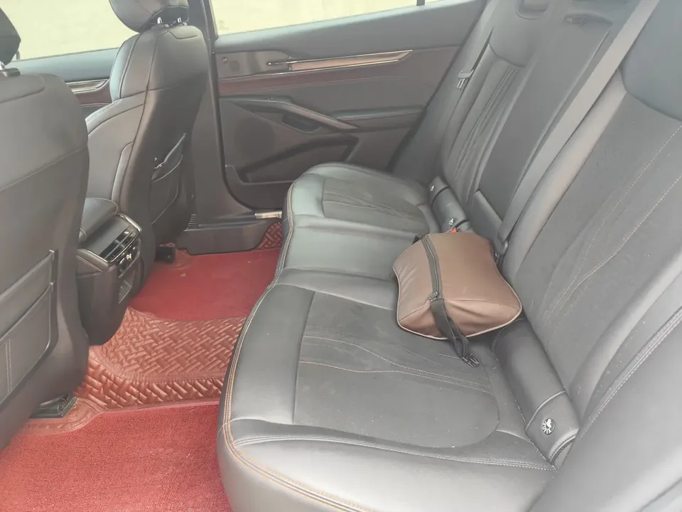 Ford Mondeo Mondeo EcoBoost 245 Extreme Edition 2022 — миниатюра 3