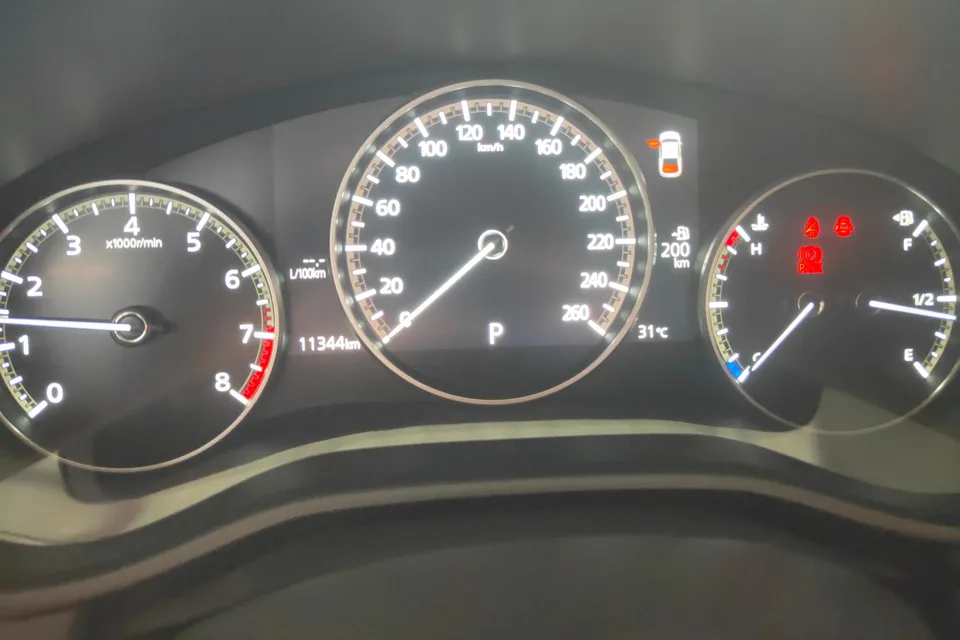Mazda Axela Mazda3 2023 2.0L Automatic Quality Edition 2025 — thumbnail 2